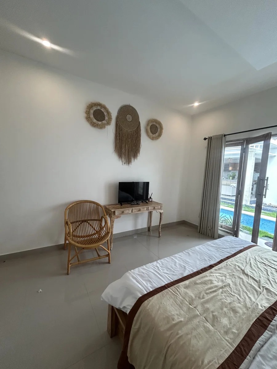 2br Villa for Rent in berawa annually 