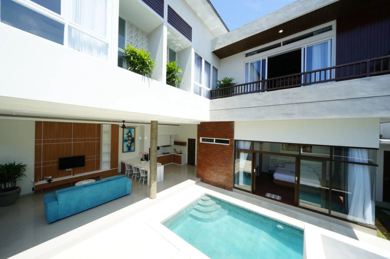 Brand New Modern 4-Bedroom Villa