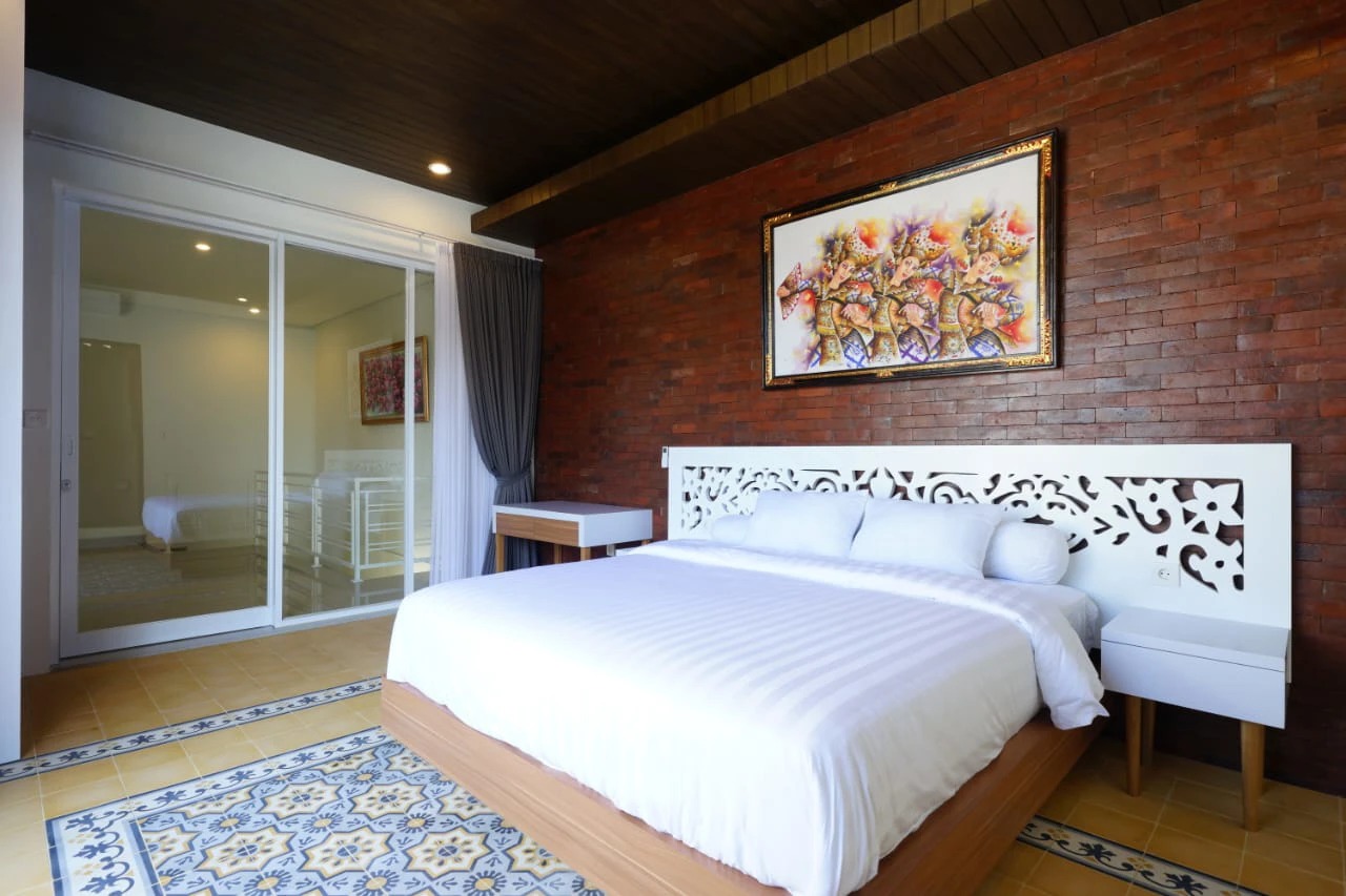 Brand New Modern 4-Bedroom Villa