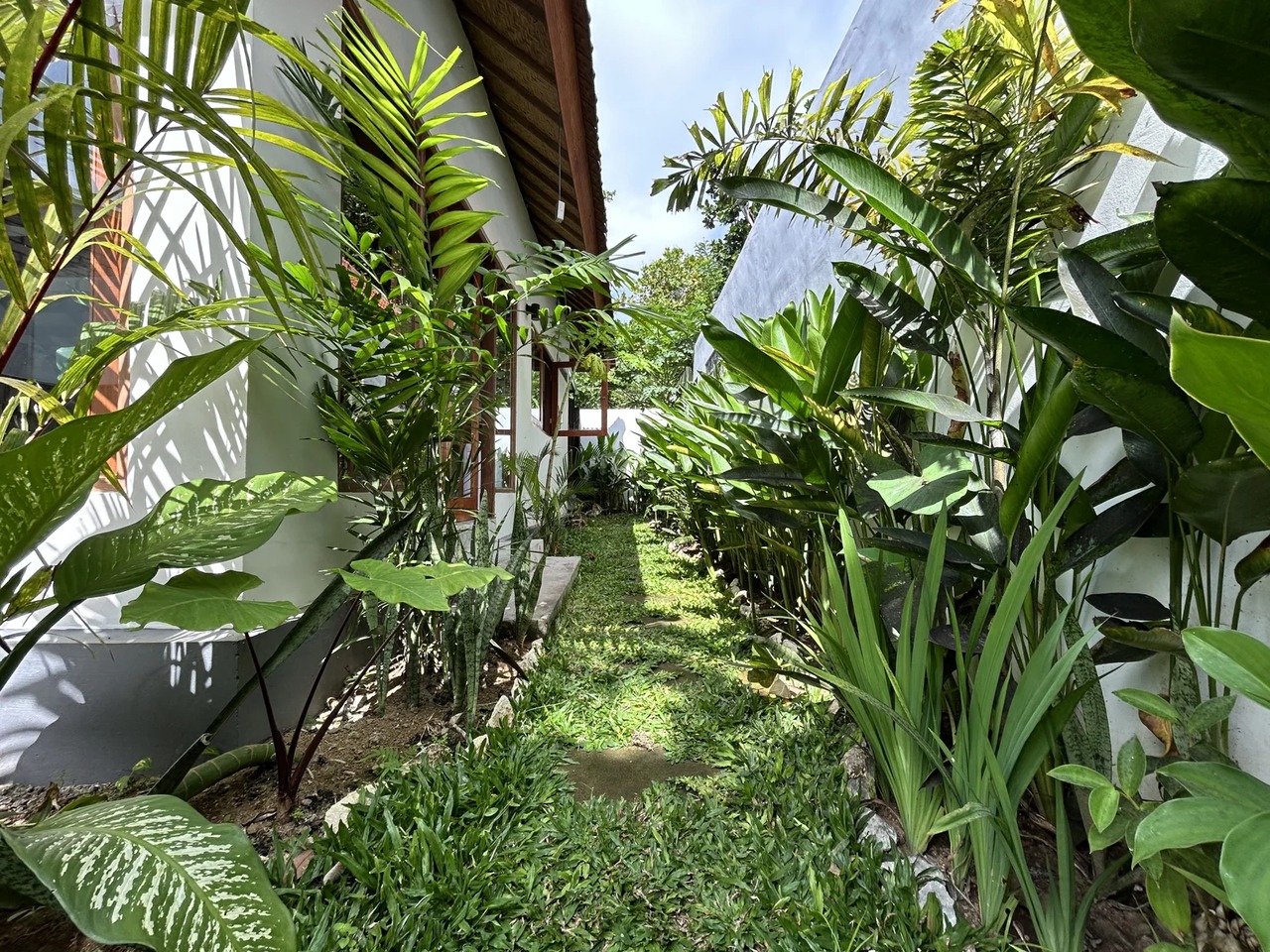 Minimalist 2BR Villa w/ Pool & Office