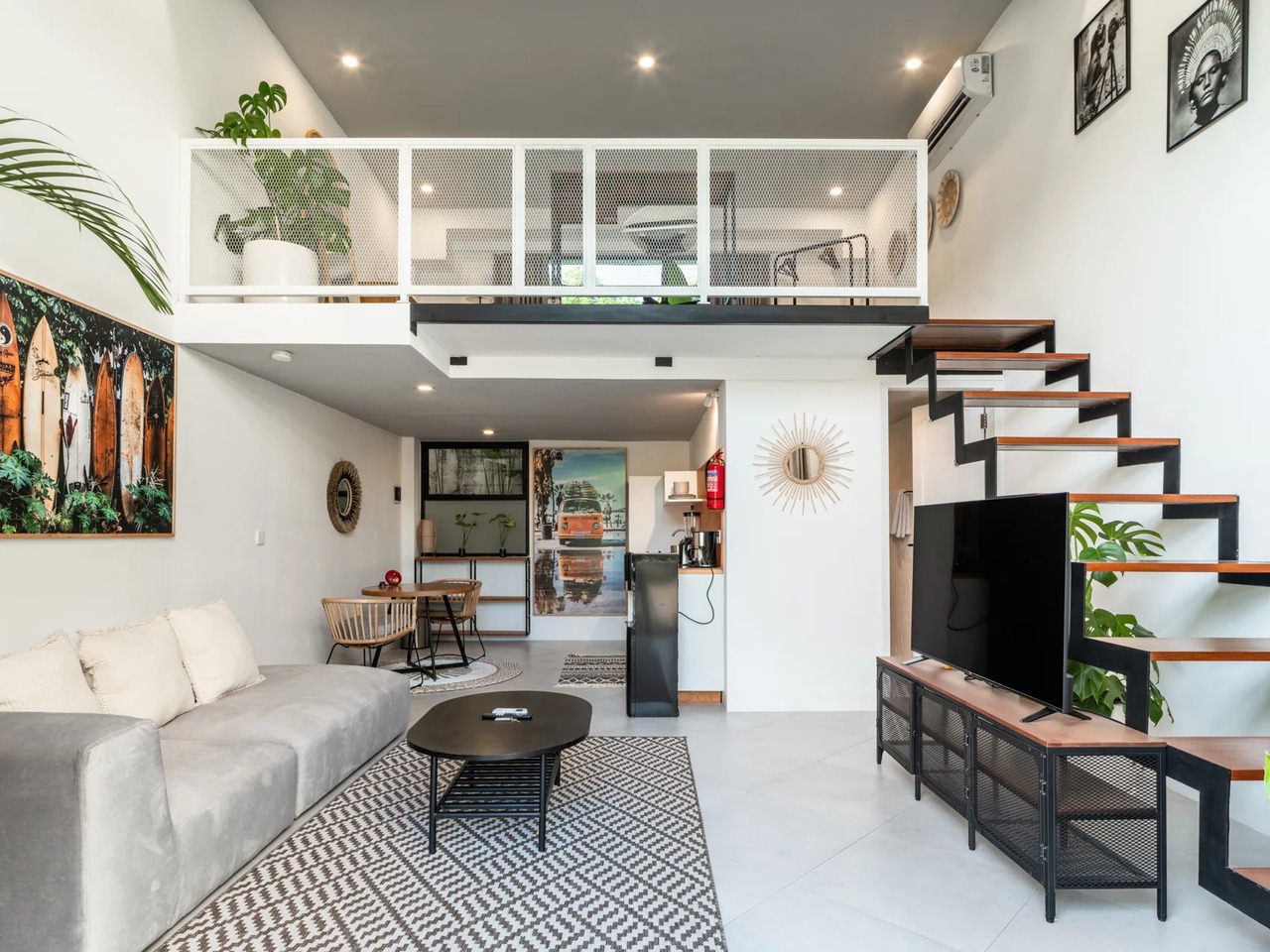 Stylish 1BR in Stunning Loft Complex