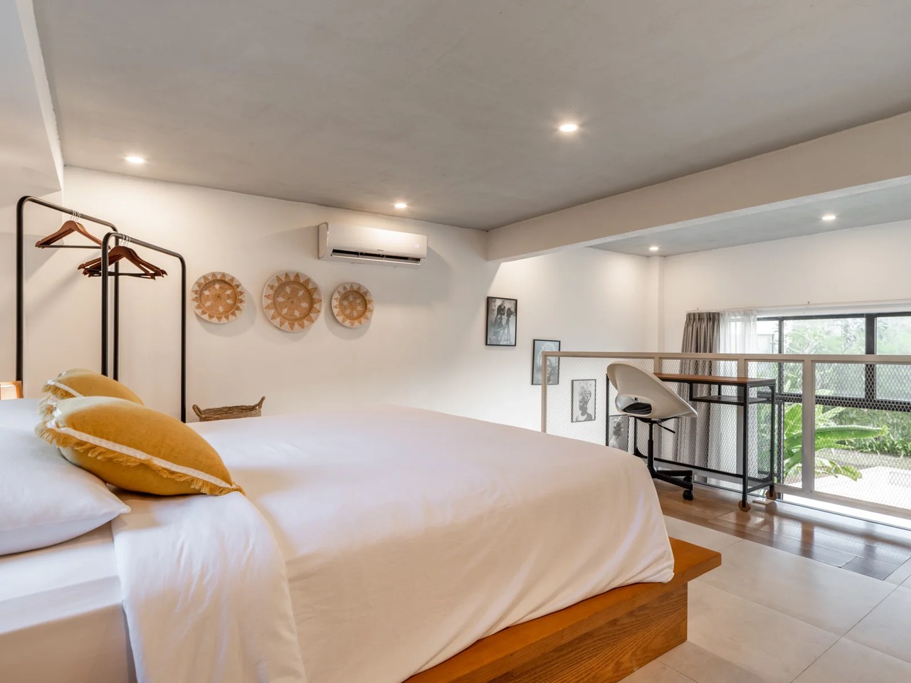 Stylish 1BR in Stunning Loft Complex