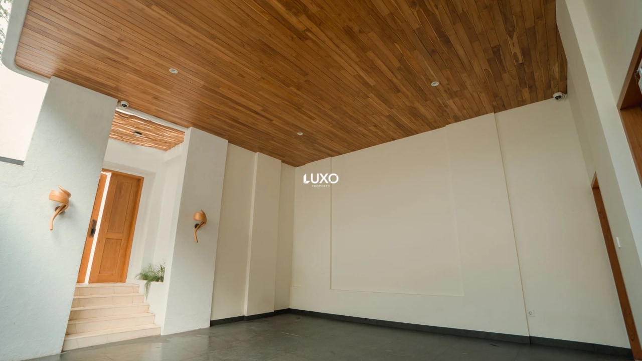 5 Bedrooms Villa in Jimbaran 