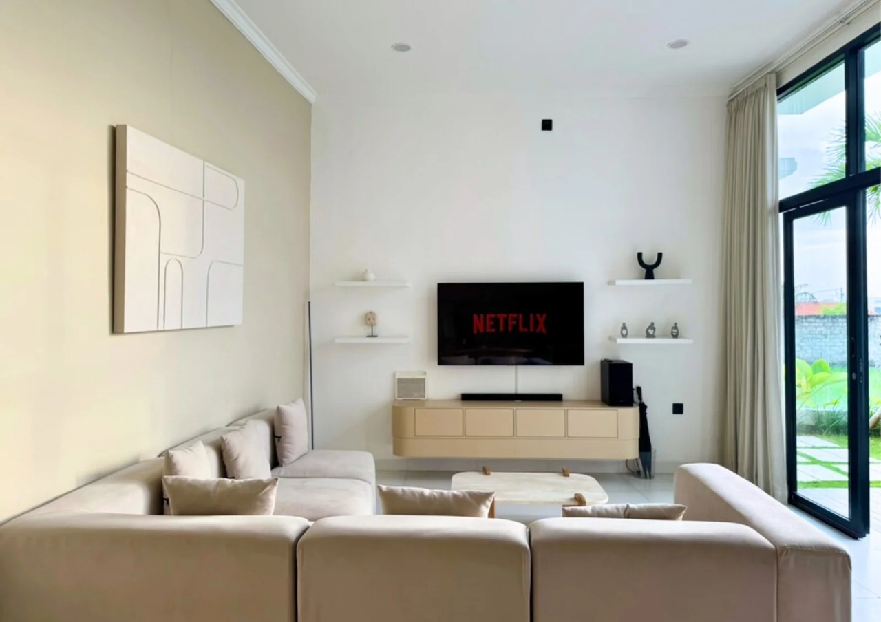 Ranakah | Stylish Villa near Surya Gym