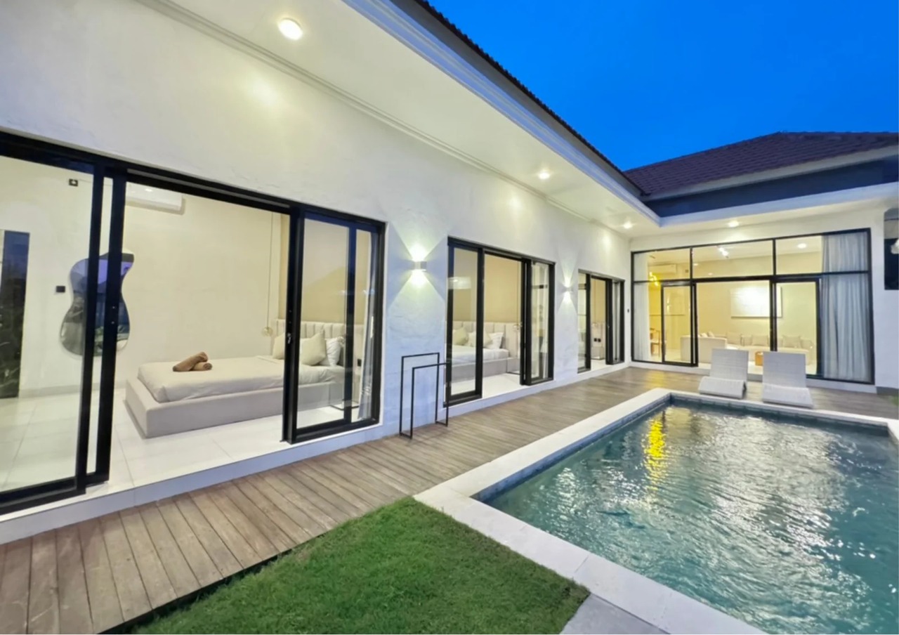 Ranakah | Stylish Villa near Surya Gym