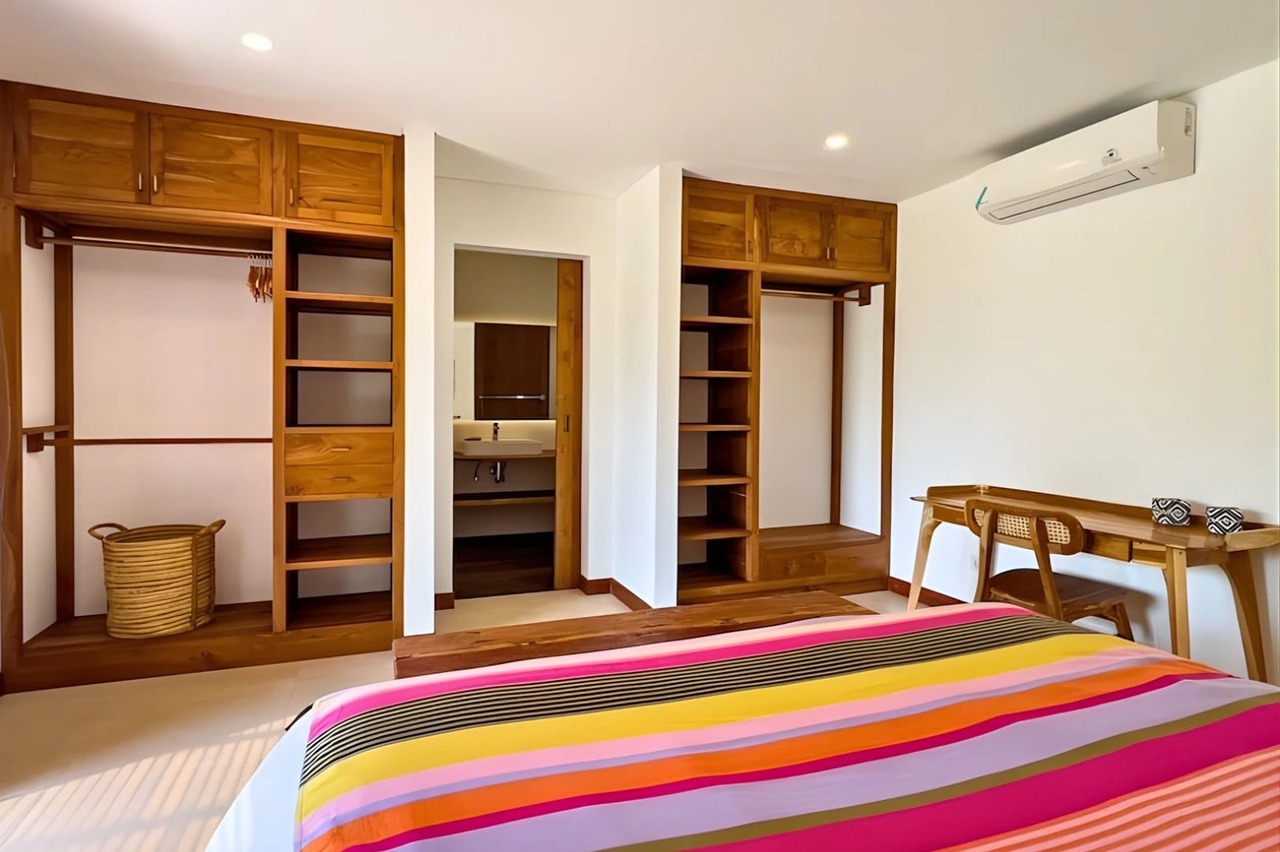 LEASEHOLD Combined Joglo & Modern Villa