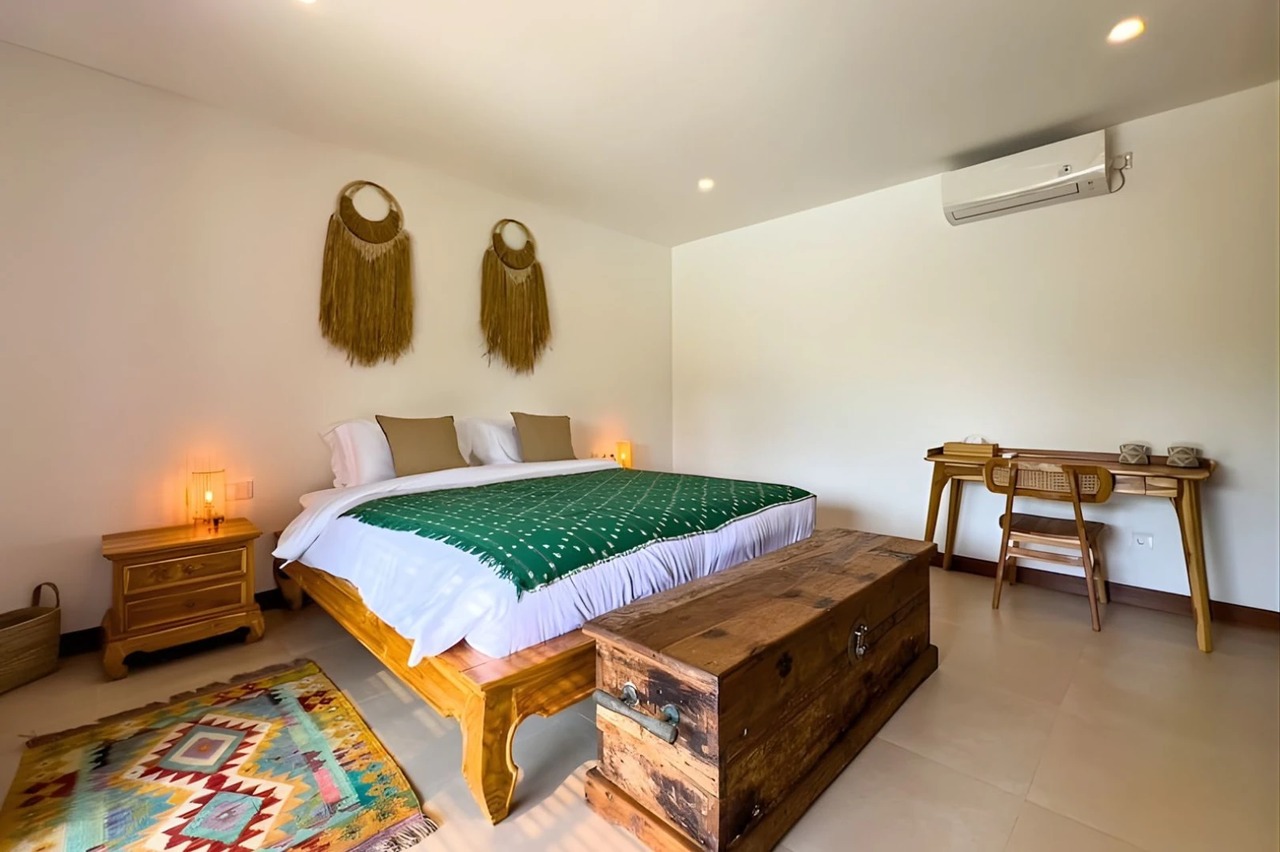 LEASEHOLD Combined Joglo & Modern Villa