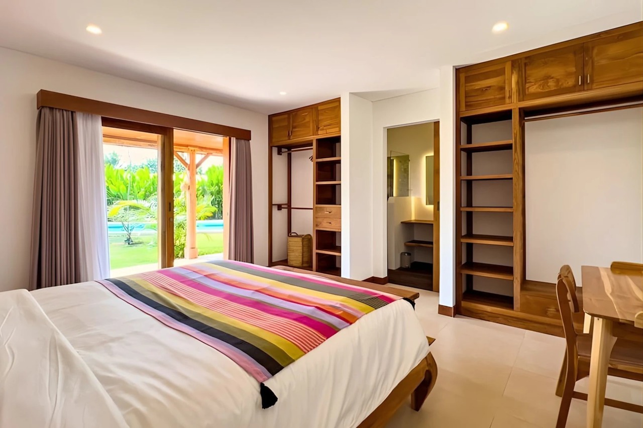 LEASEHOLD Combined Joglo & Modern Villa