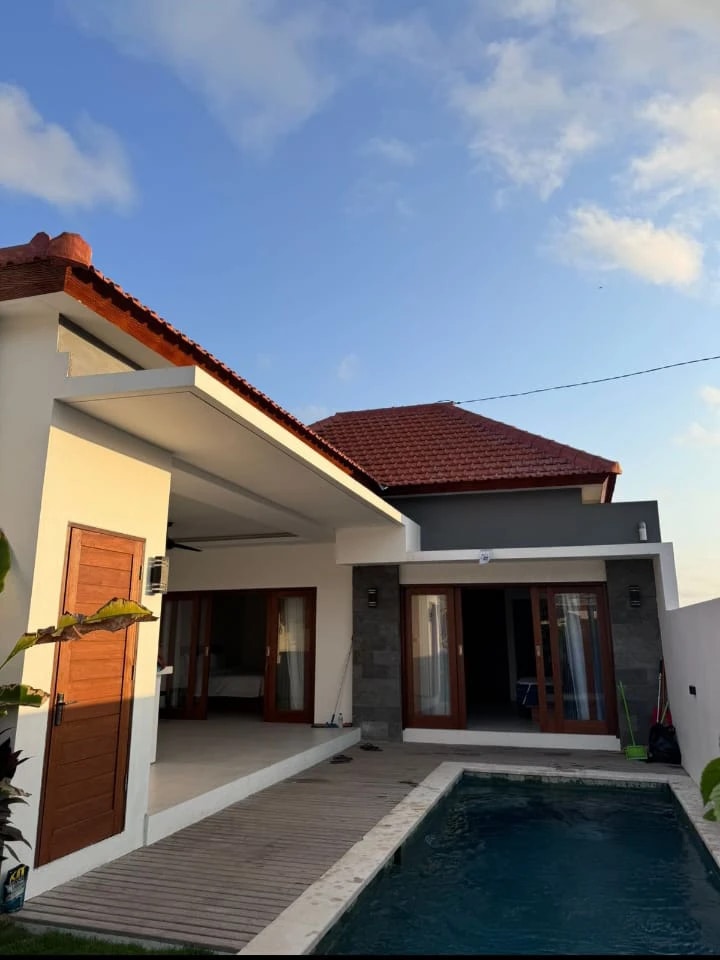 Available For Rent villa in Cemagi 