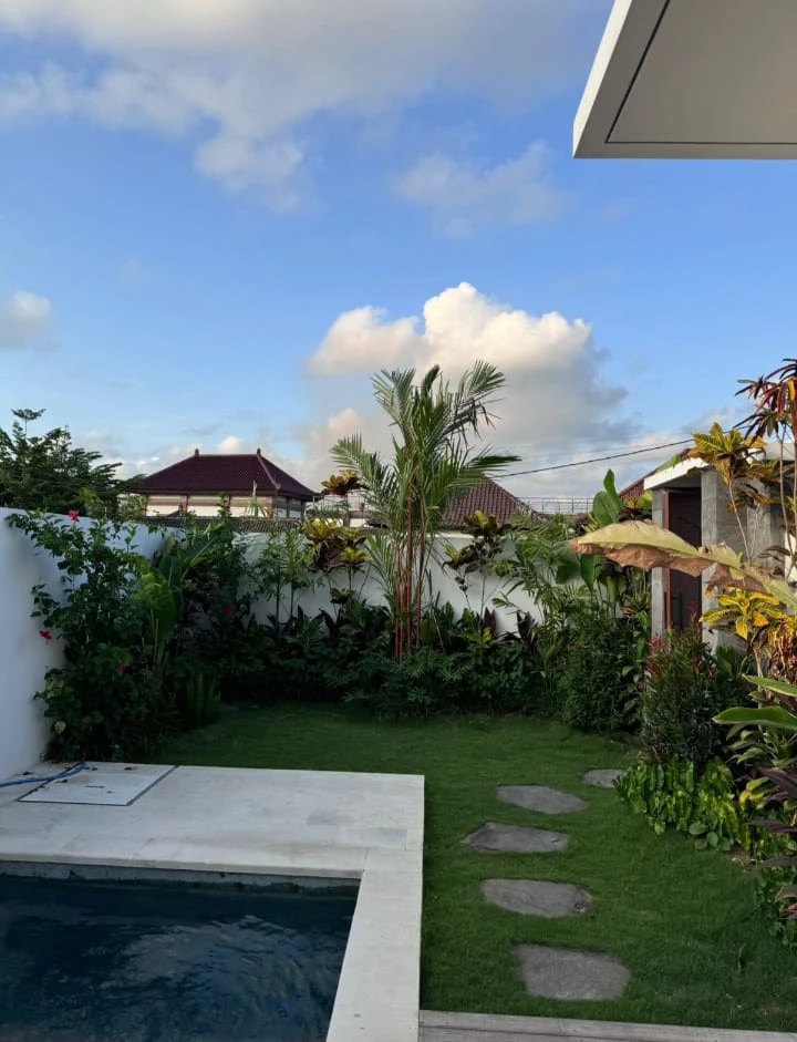 Available For Rent villa in Cemagi 