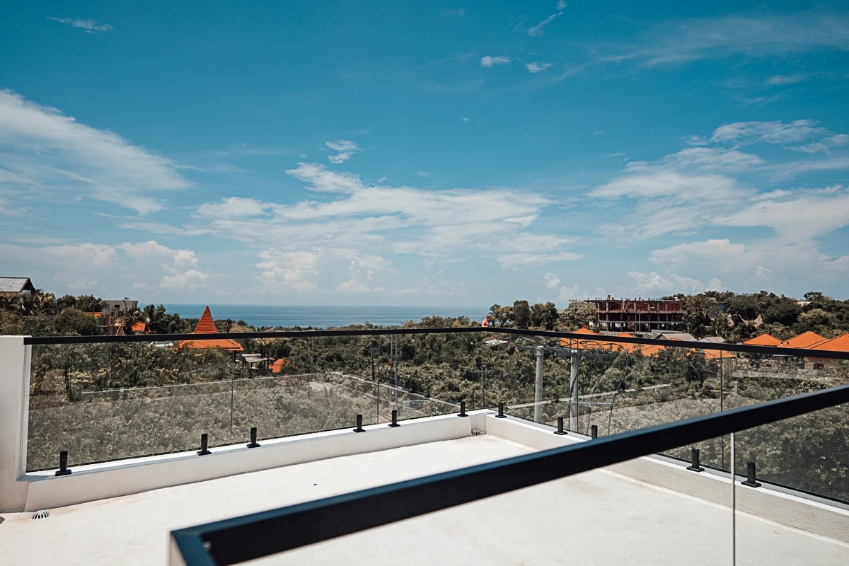 Stunning 3BR Rooftop Villa w/Ocean