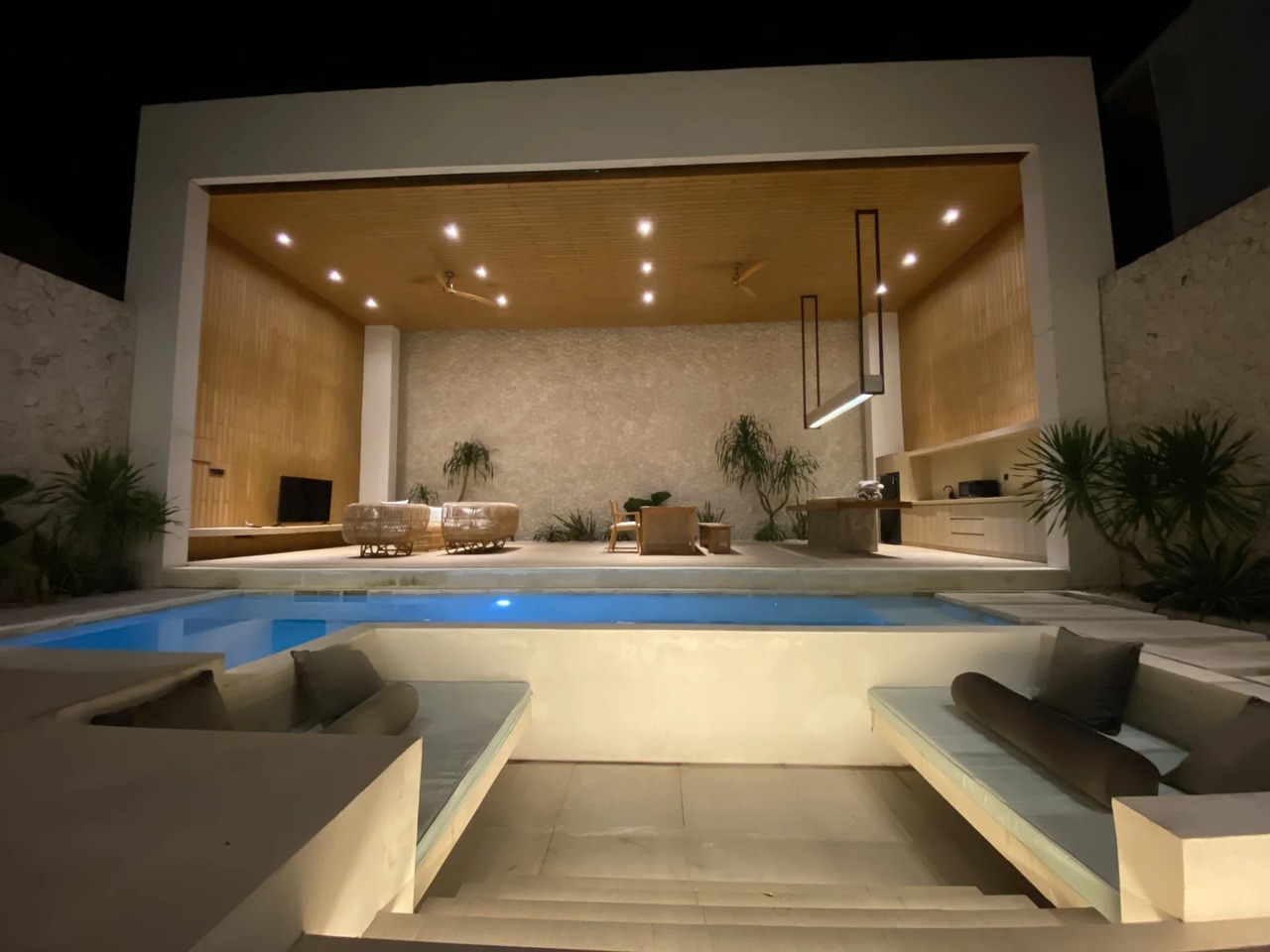 3BR Spacious Villa - Cemagi