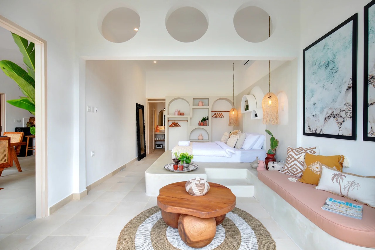 Beautiful 3 Bedrooms Villa LUX Mango