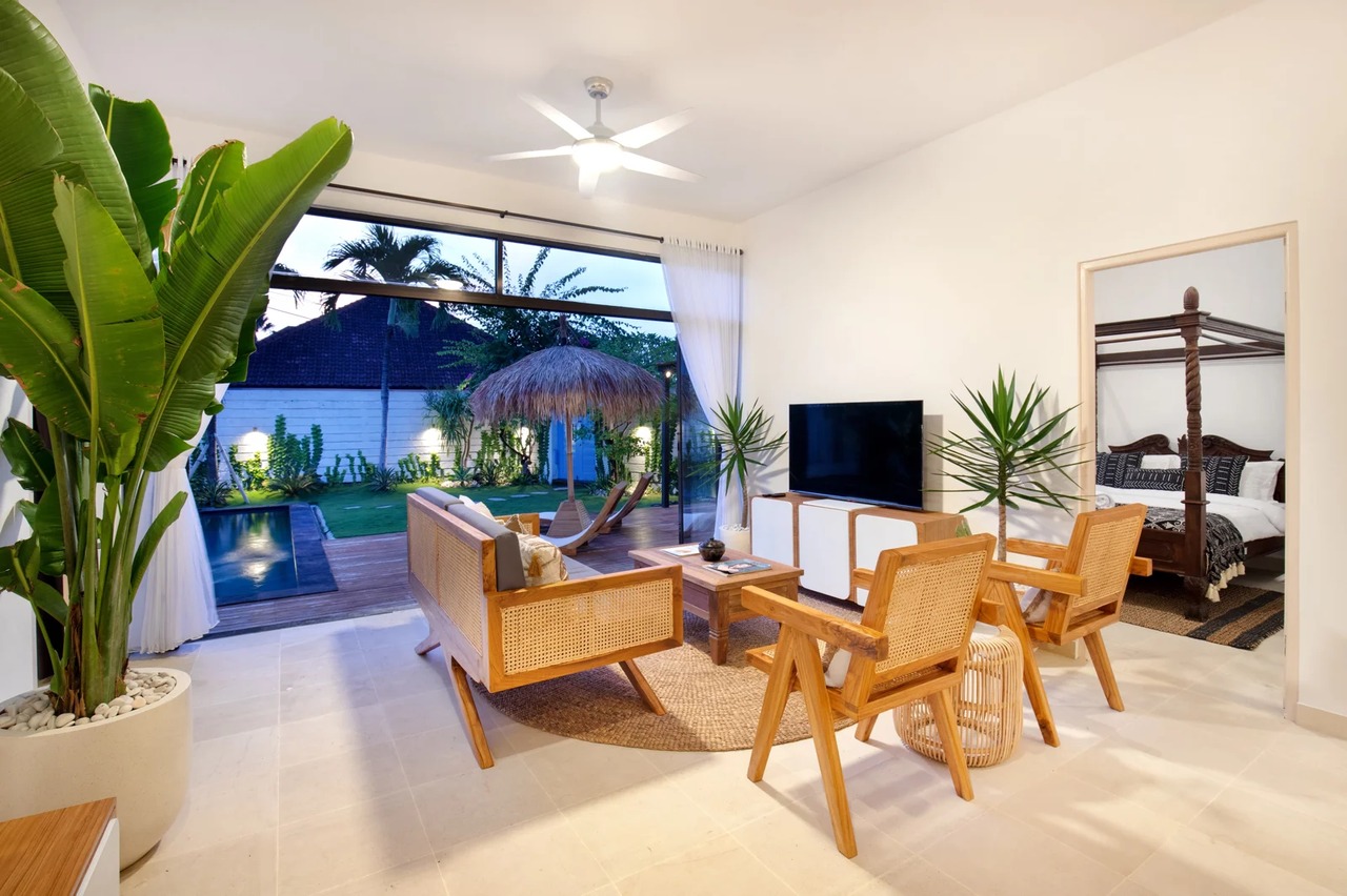 Beautiful 3 Bedrooms Villa LUX Mango