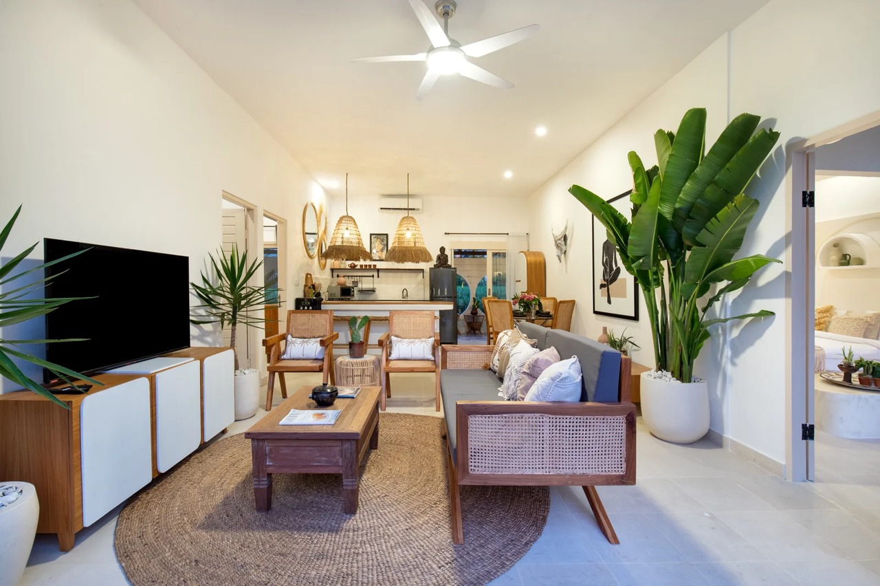 Beautiful 3 Bedrooms Villa LUX Mango