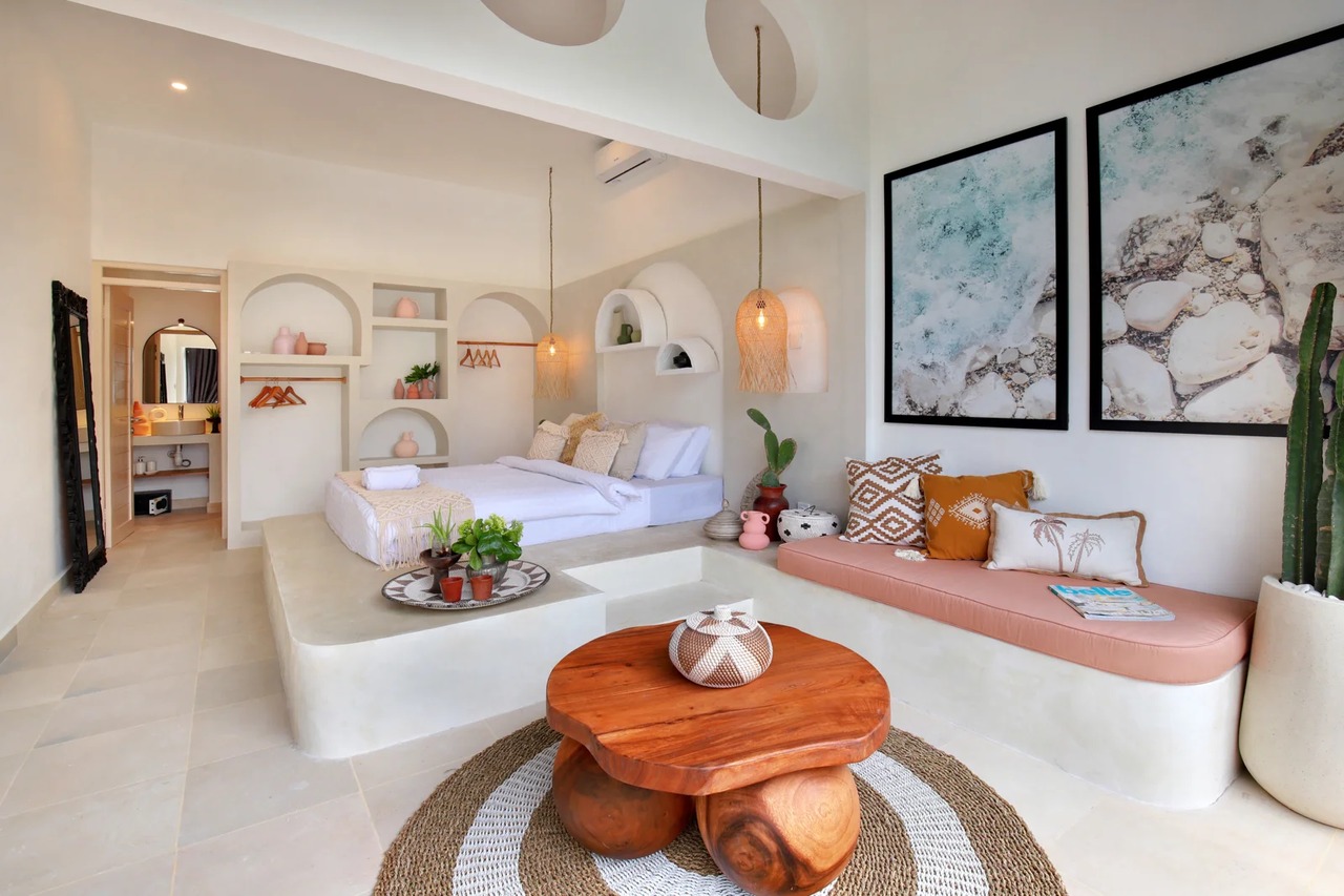 Beautiful 3 Bedrooms Villa LUX Mango