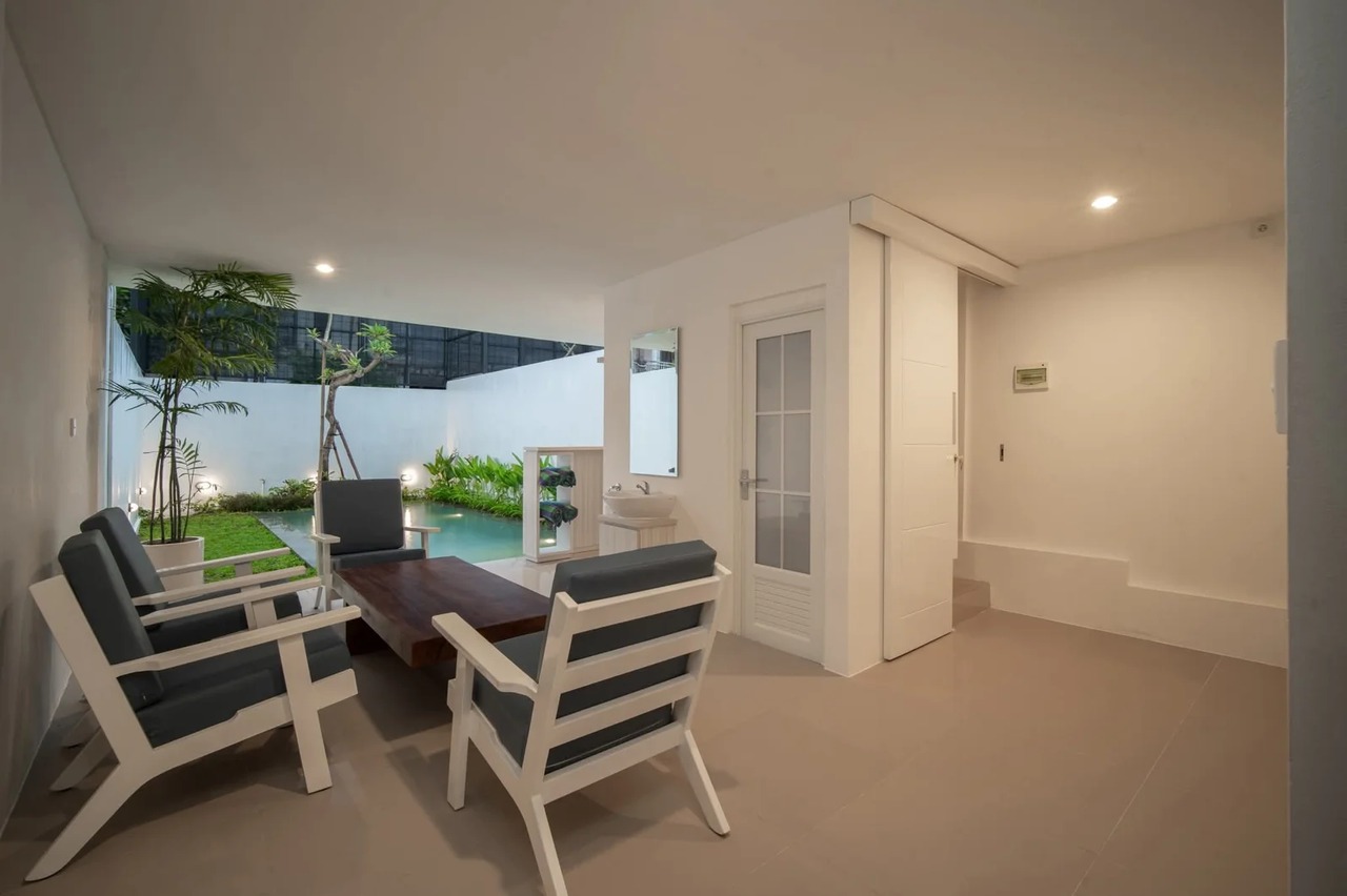 2 BEDROOM VILLA IN TUMBAK BAYUH