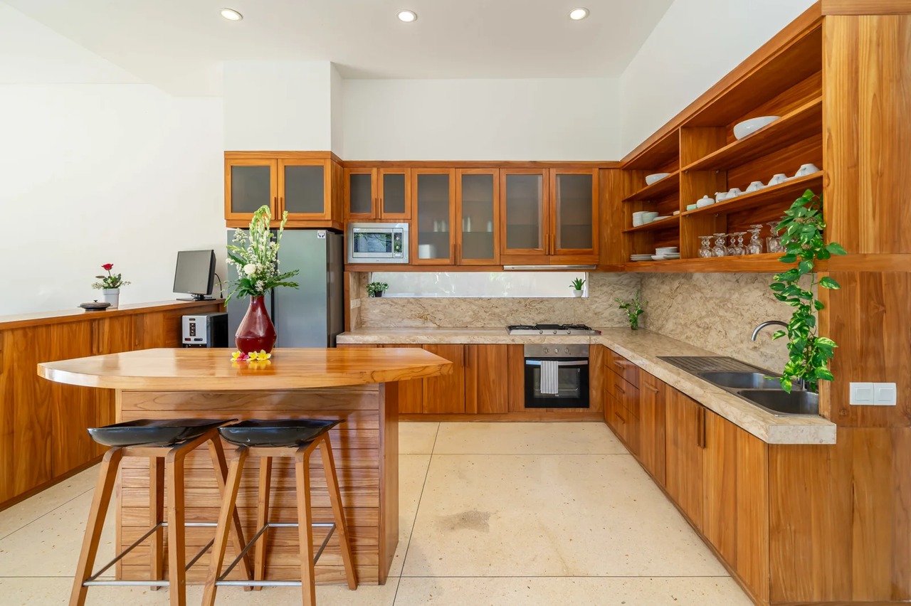 2BD + 1 Room Luxury Villa Ayuni Berawa