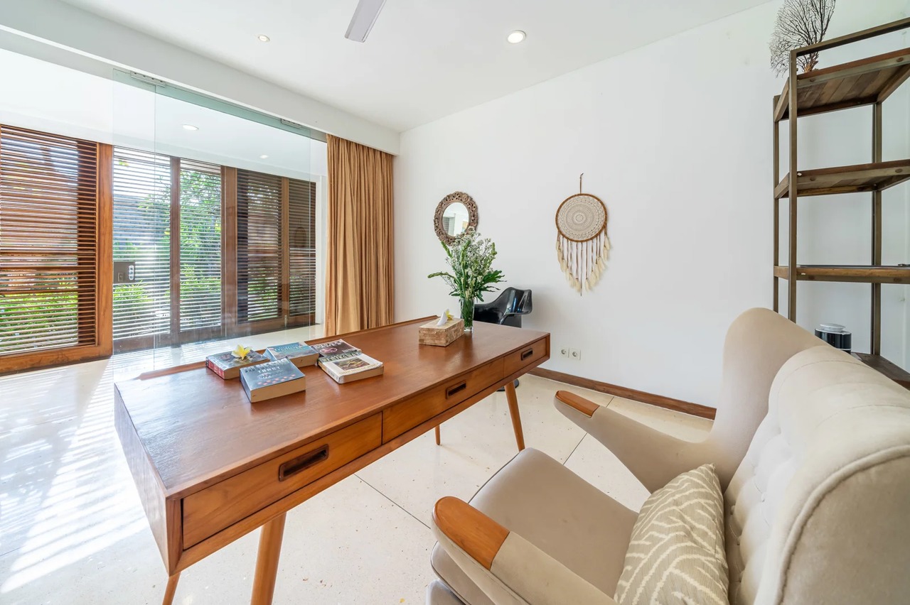 2BD + 1 Room Luxury Villa Ayuni Berawa