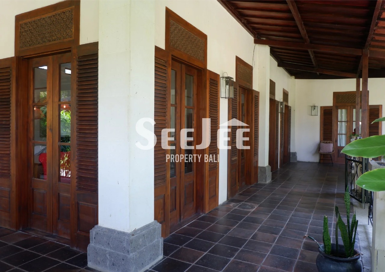 COLONIAL STYLE VILLA FOR SALE IN CANGU