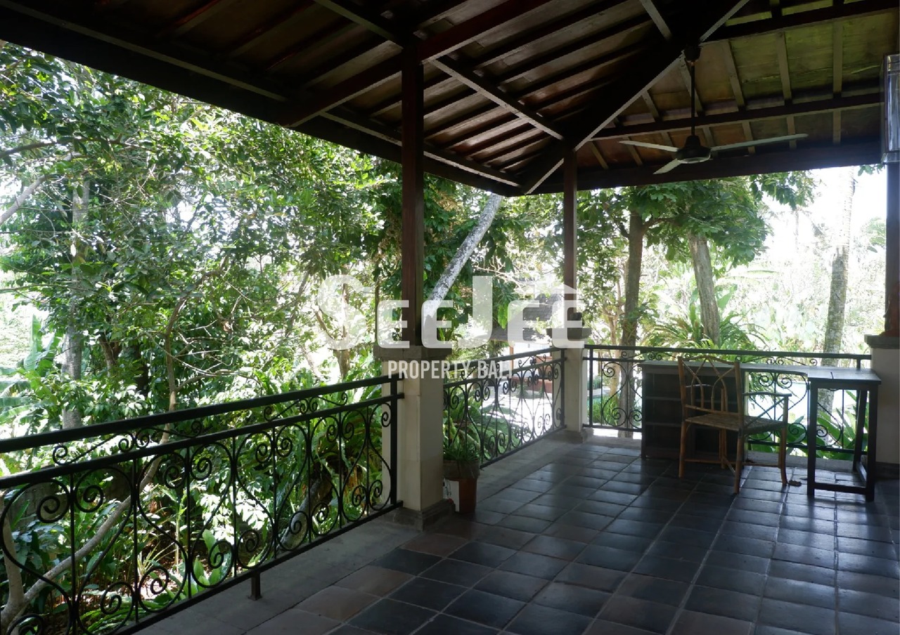 COLONIAL STYLE VILLA FOR SALE IN CANGU