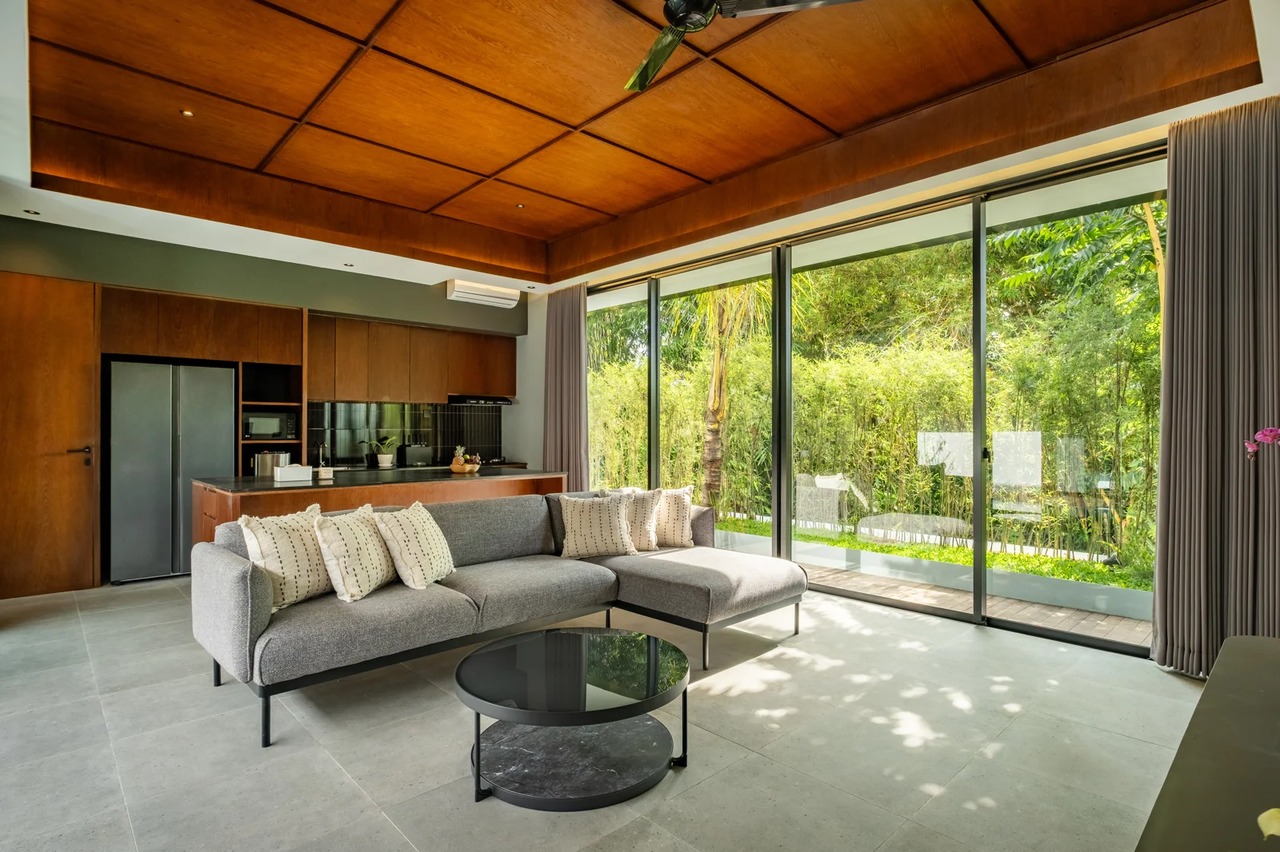 3 bedrooms villa with river view | Traff