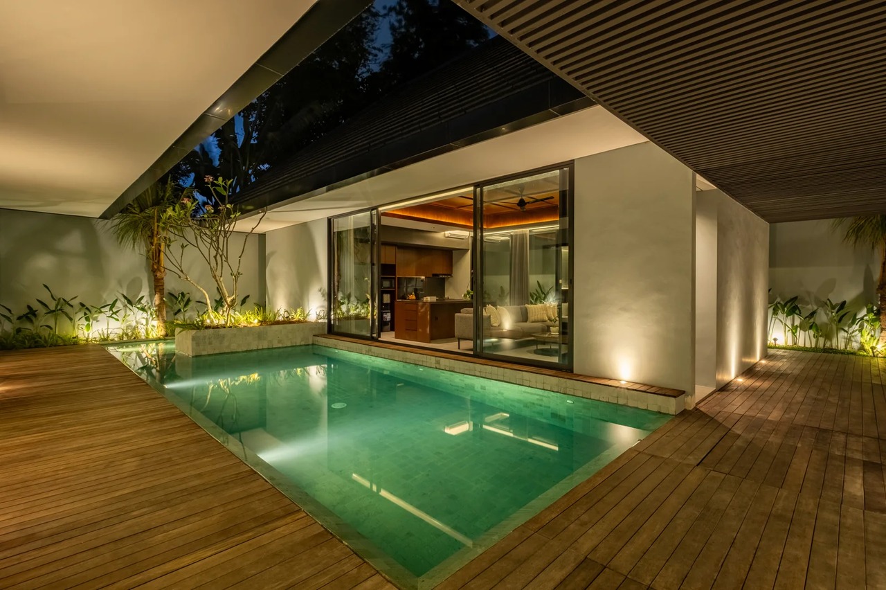 3 bedrooms villa with river view | Traff
