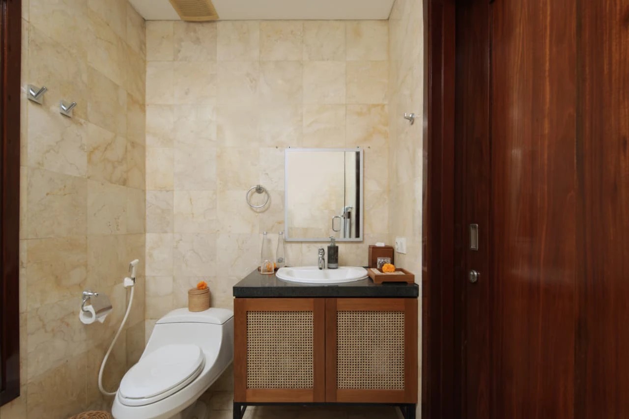 Modern 3 Bedrooms Villa in Batu Bolong