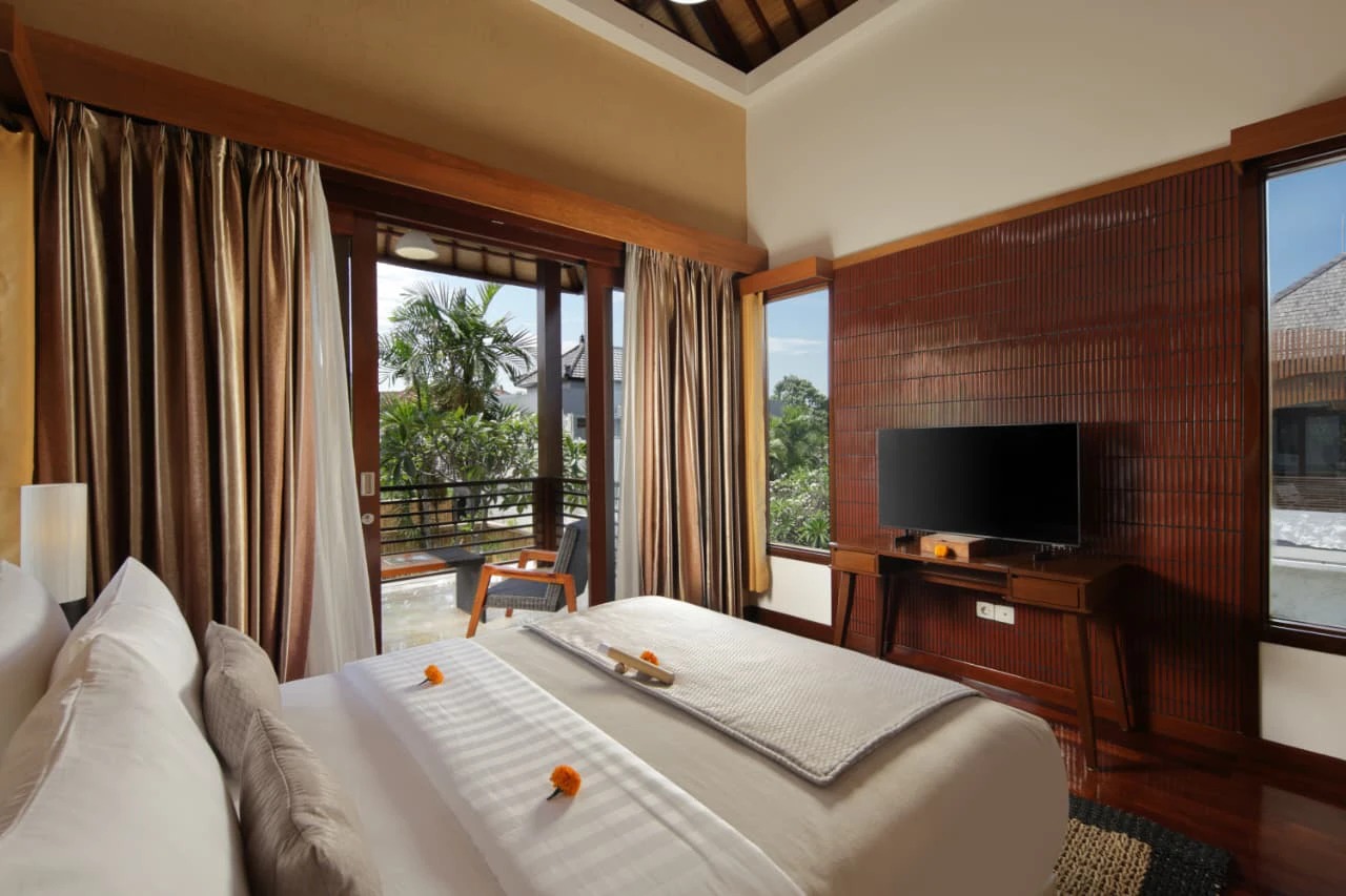 Modern 3 Bedrooms Villa in Batu Bolong
