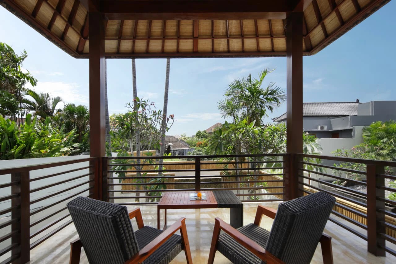 Modern 3 Bedrooms Villa in Batu Bolong