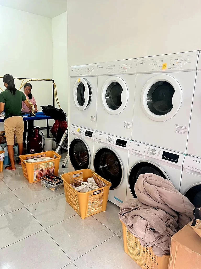 Laundry over contract