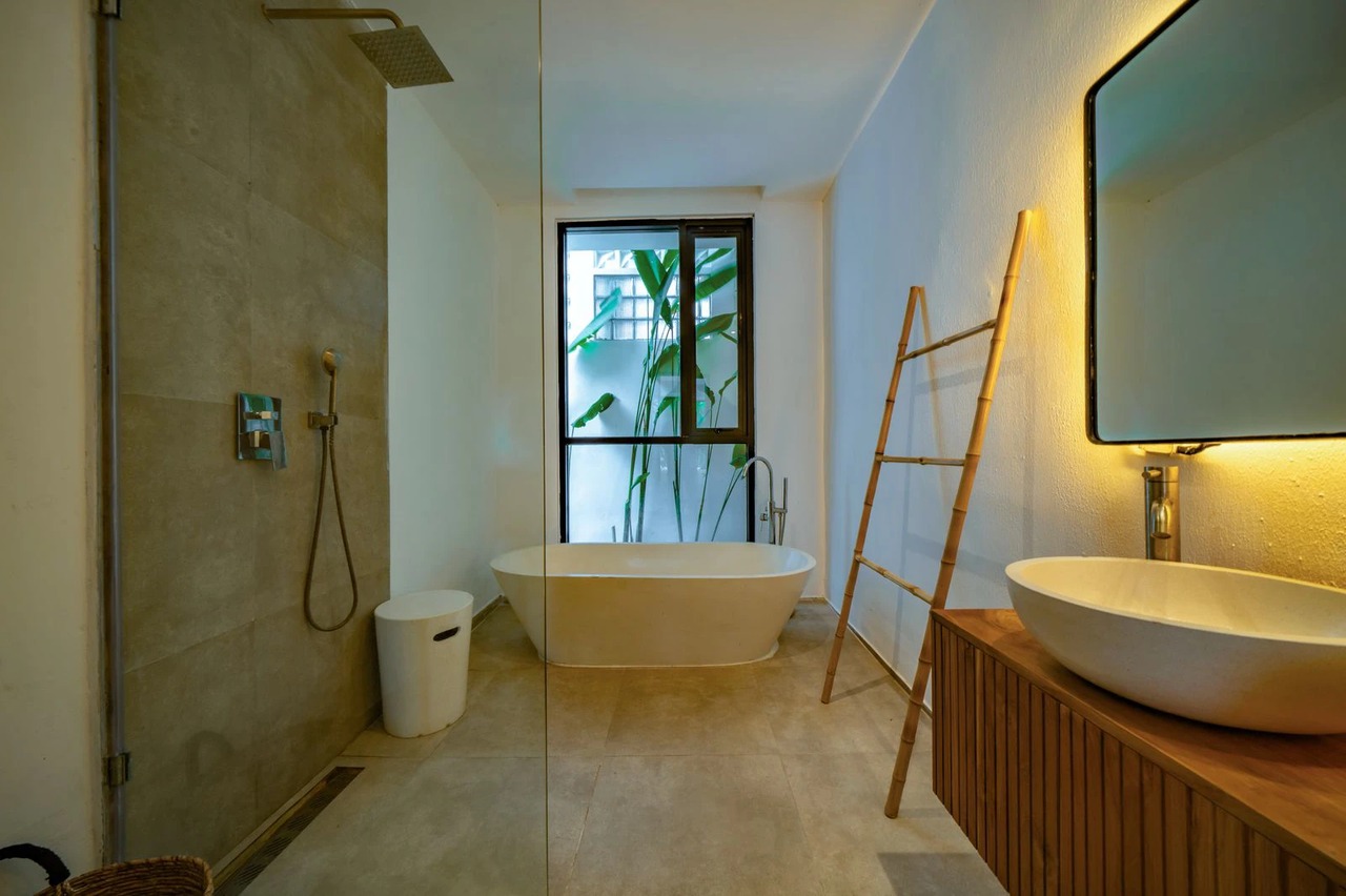 Stylish 4BR Villa with Jungle View