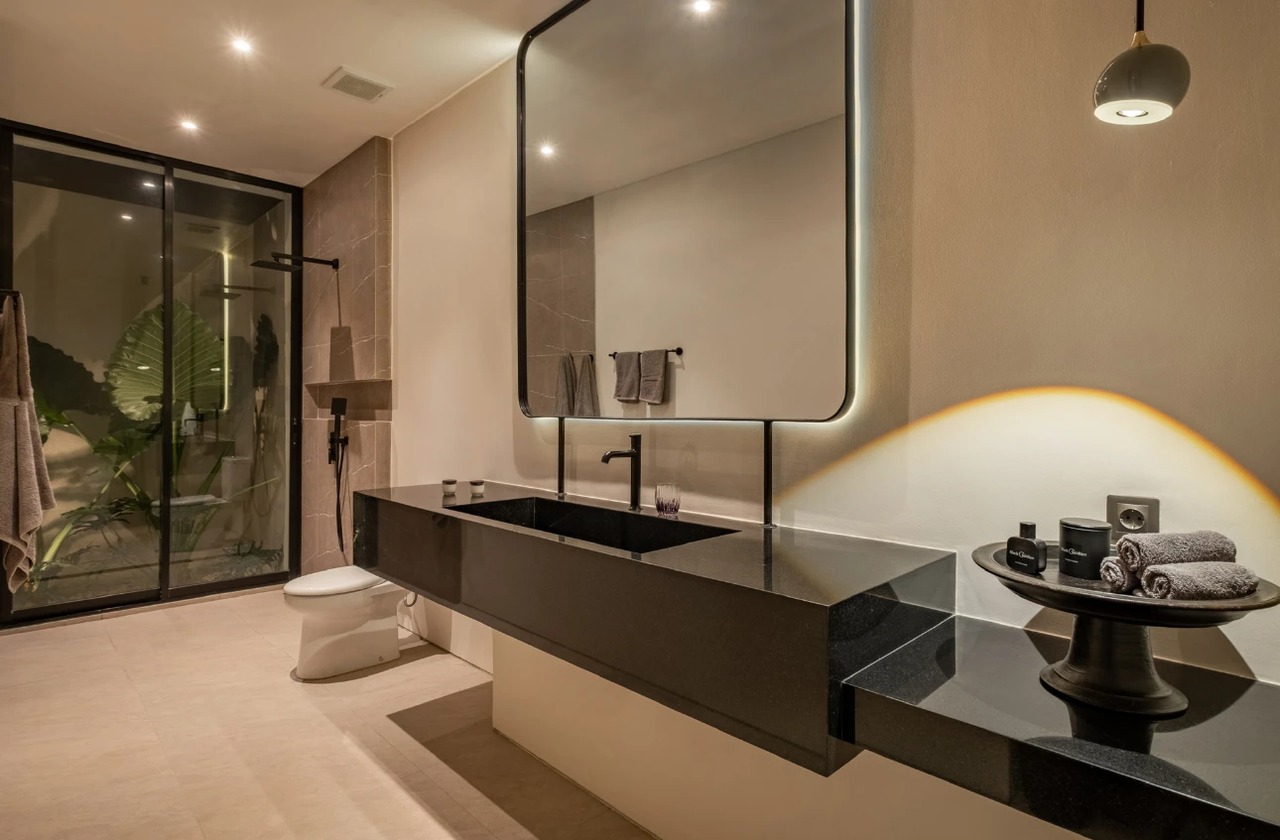 Refined 3BR Open-Living Villa w/ Garden
