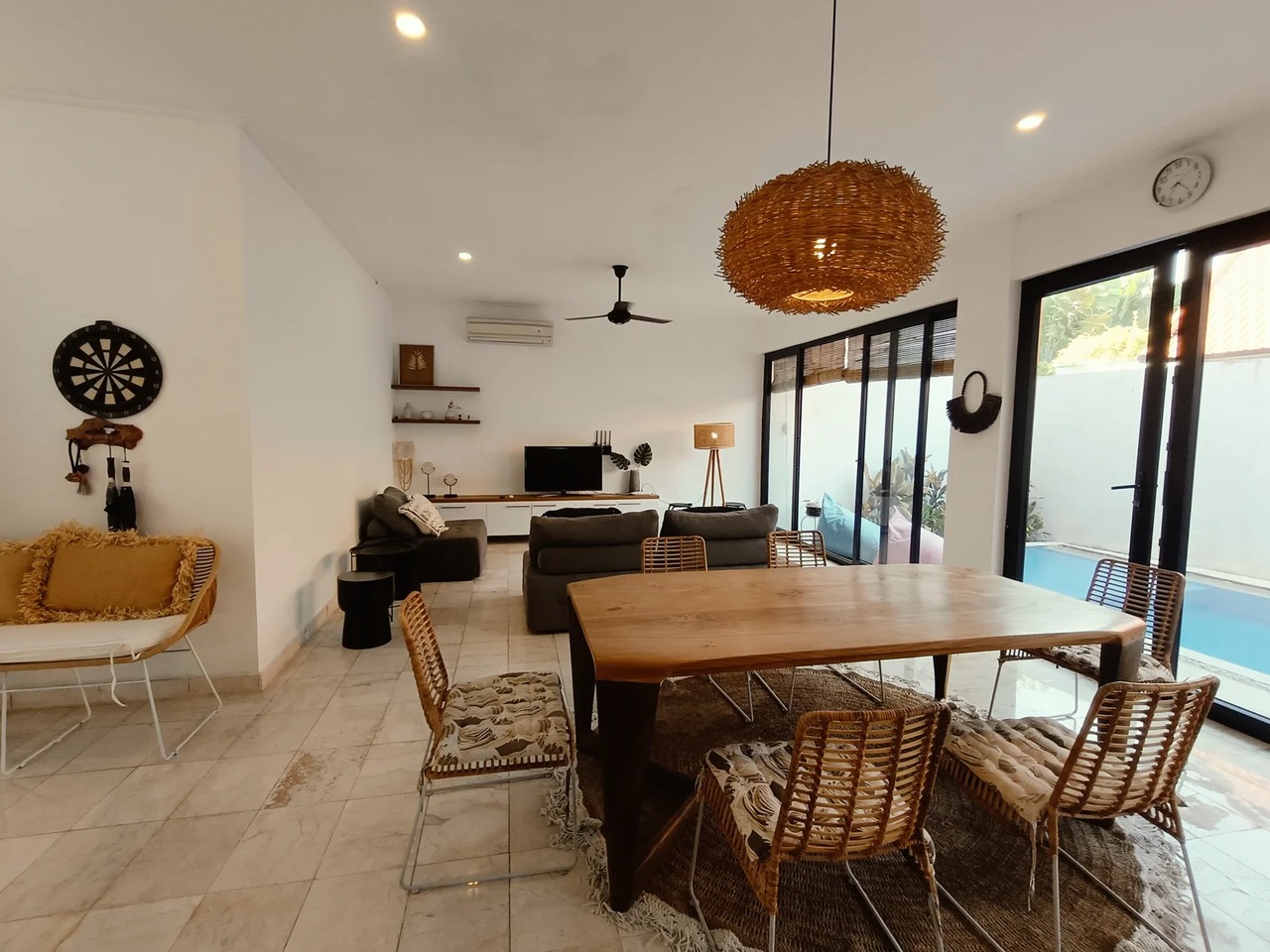 For Rent Nice Private Villa 3 BR 3 BT