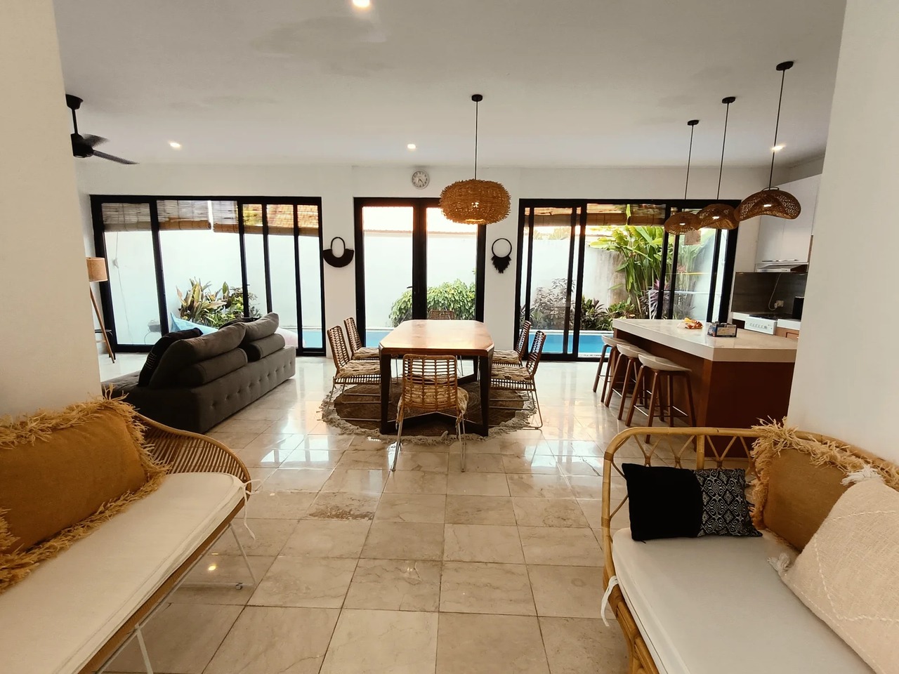 For Rent Nice Private Villa 3 BR 3 BT
