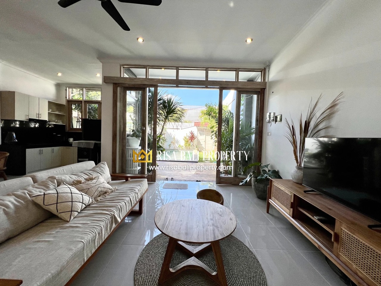 BEAUTIFUL 3 - BEDROOMS VILLA FOR YEARL