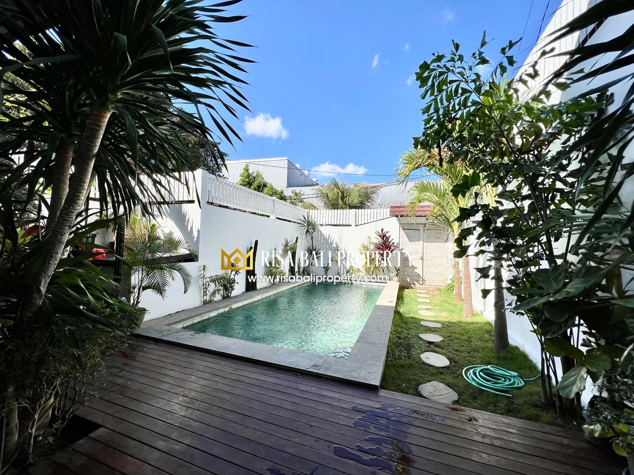 BEAUTIFUL 3 - BEDROOMS VILLA FOR YEARL