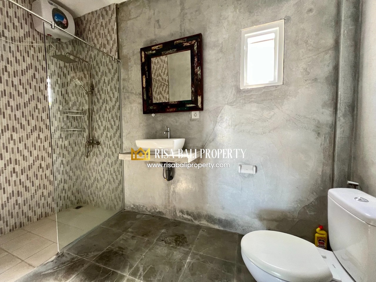 BEAUTIFUL 3 - BEDROOMS VILLA FOR YEARL