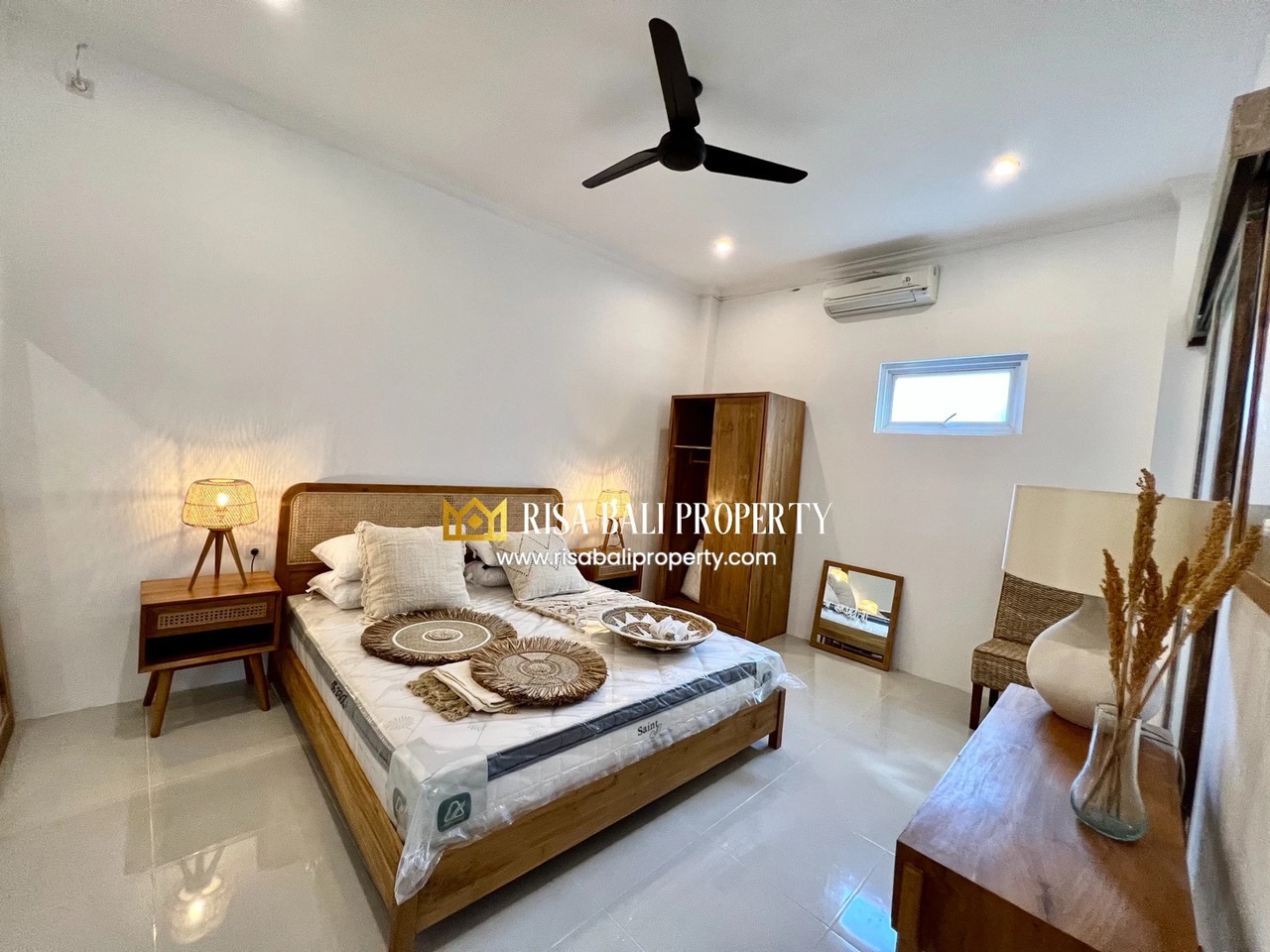 BEAUTIFUL 3 - BEDROOMS VILLA FOR YEARL