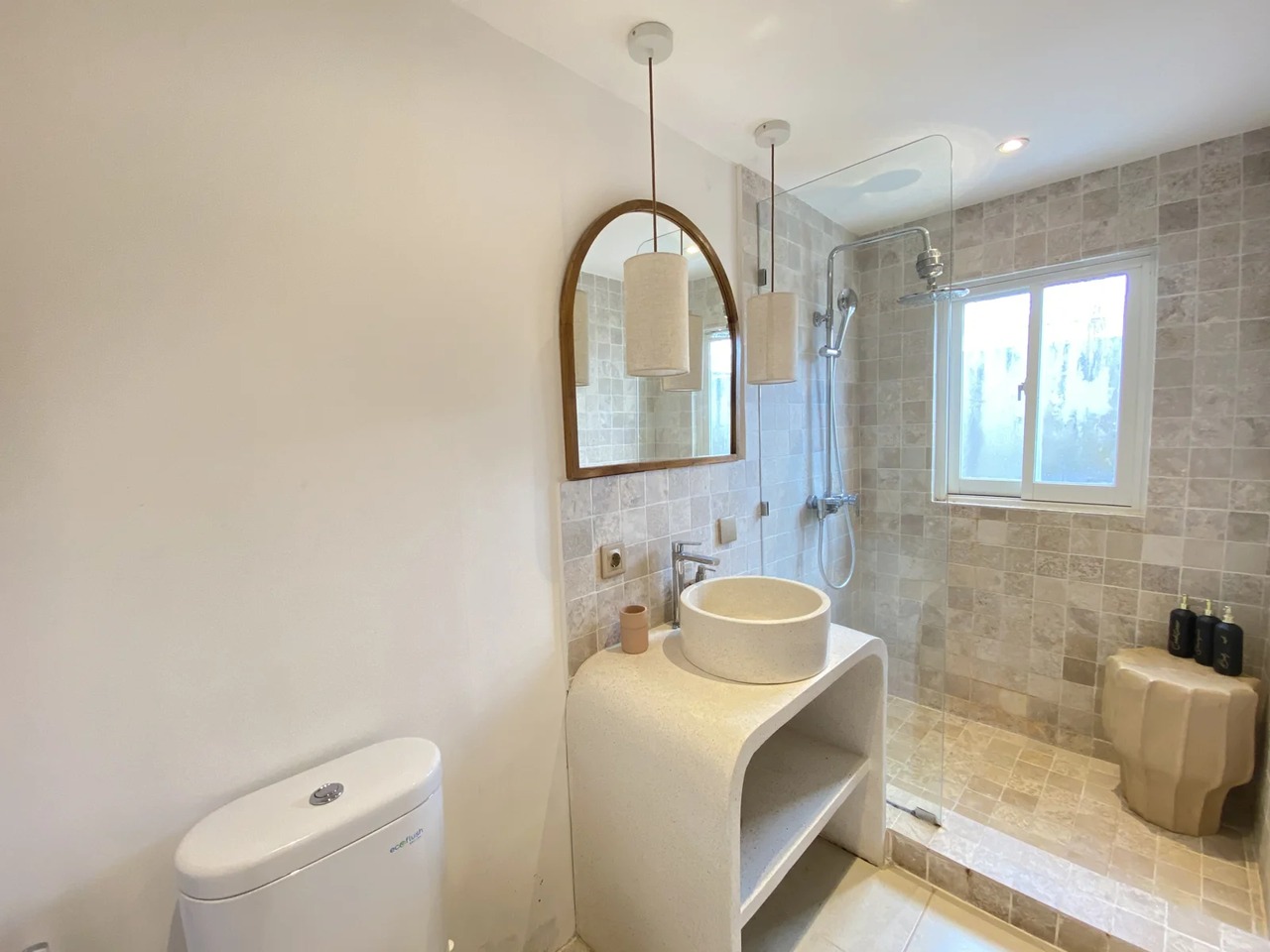 1BR Cute Villa in Seseh