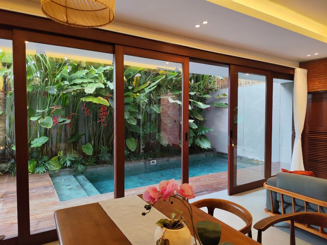 For Rent 2 bedroom Villa Pecatu Bali