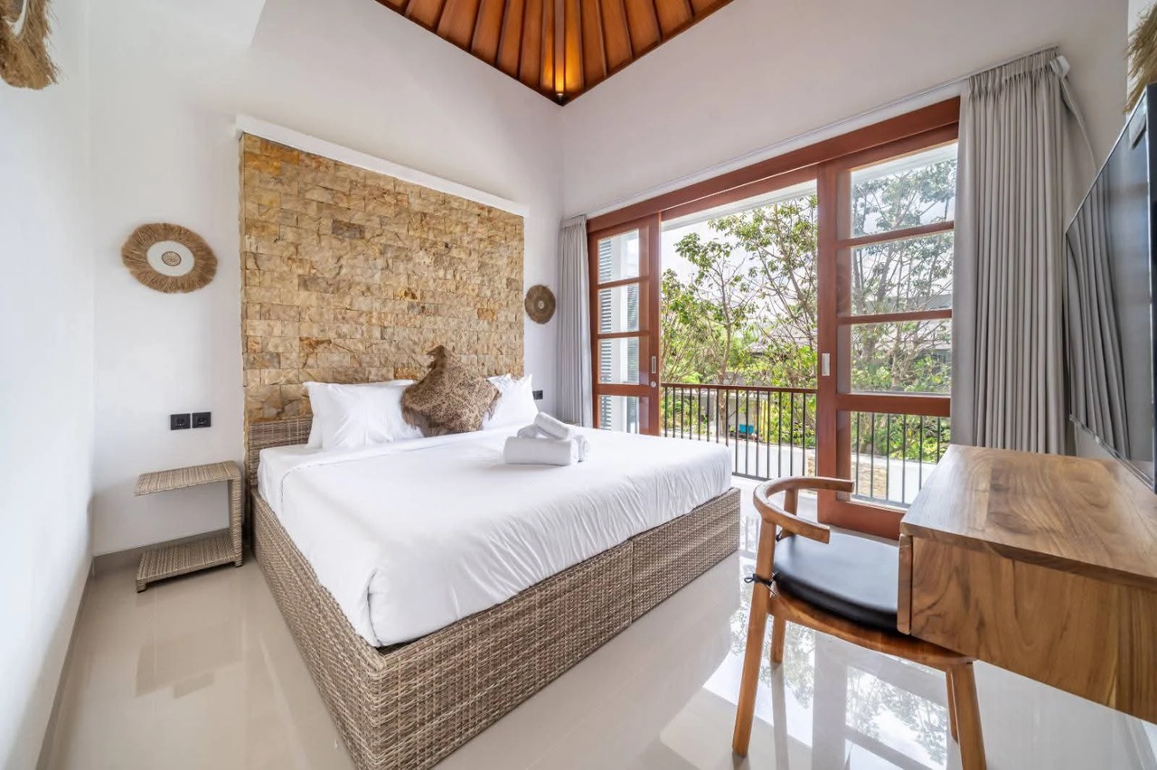 BRAND NEW 3 BEDROOM VILLA IN BERAWA