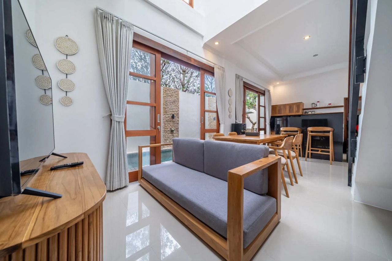 BRAND NEW 3 BEDROOM VILLA IN BERAWA