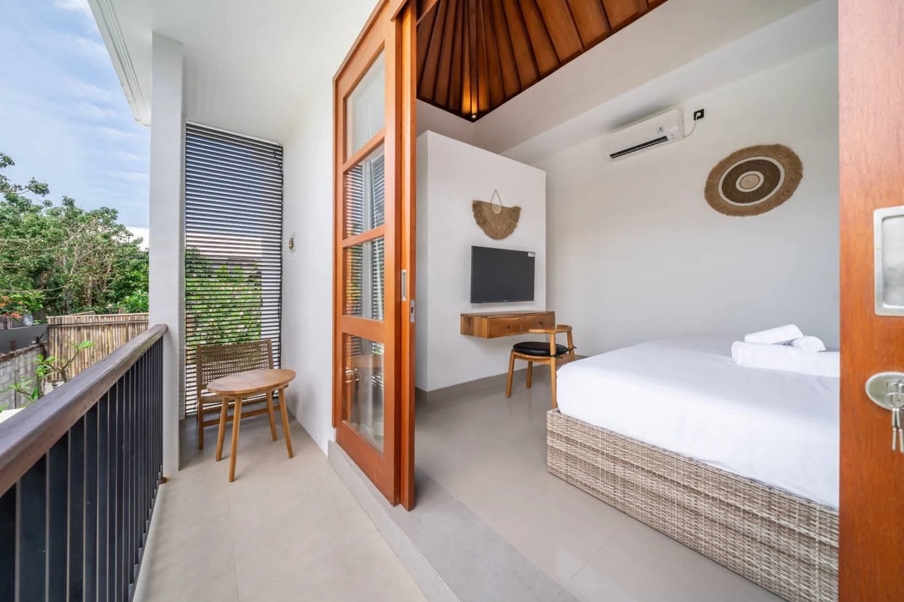 BRAND NEW 3 BEDROOM VILLA IN BERAWA