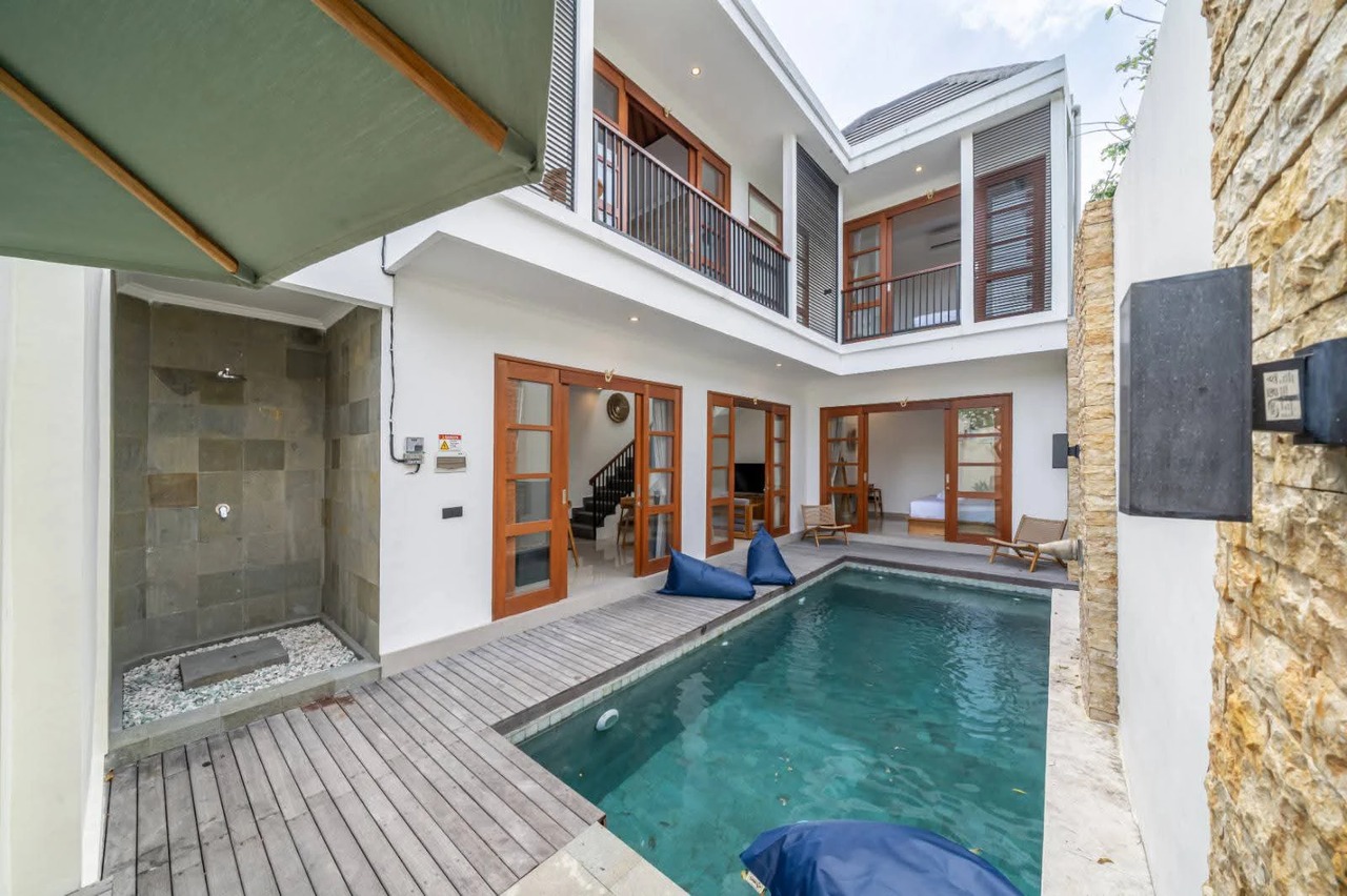 BRAND NEW 3 BEDROOM VILLA IN BERAWA