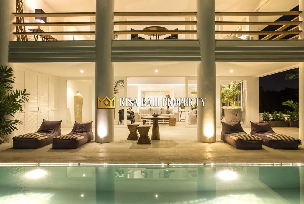 AMAZING LUXURY 5+1 BEDROOMS VILLA