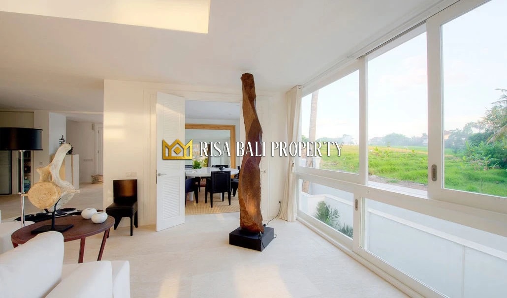 AMAZING LUXURY 5+1 BEDROOMS VILLA
