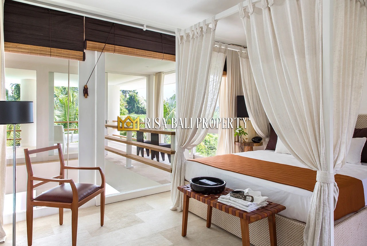 AMAZING LUXURY 5+1 BEDROOMS VILLA