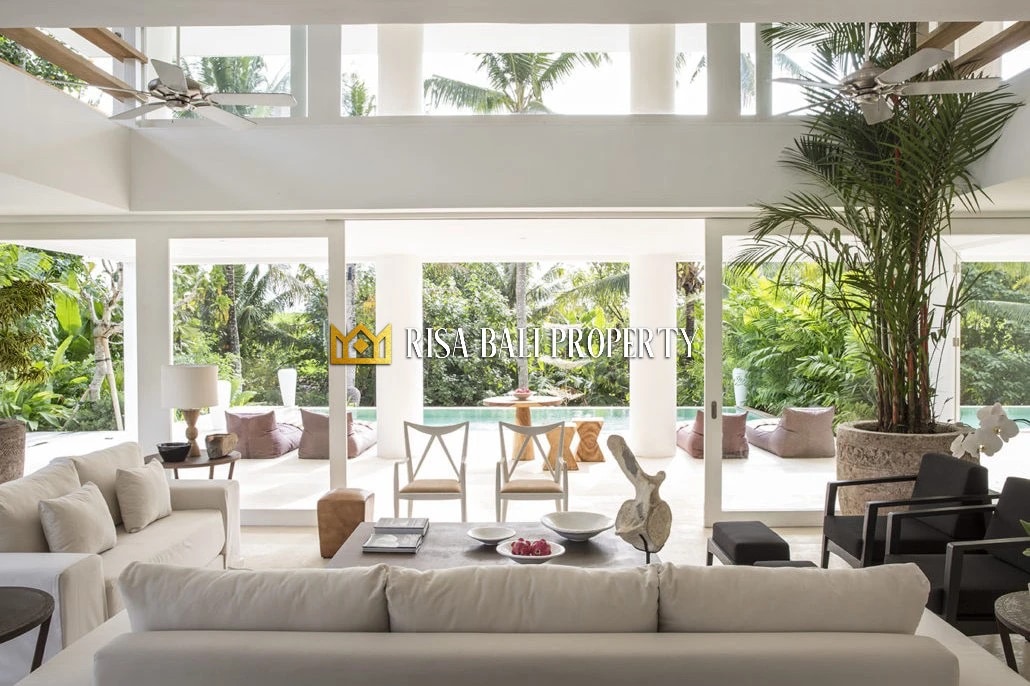 AMAZING LUXURY 5+1 BEDROOMS VILLA