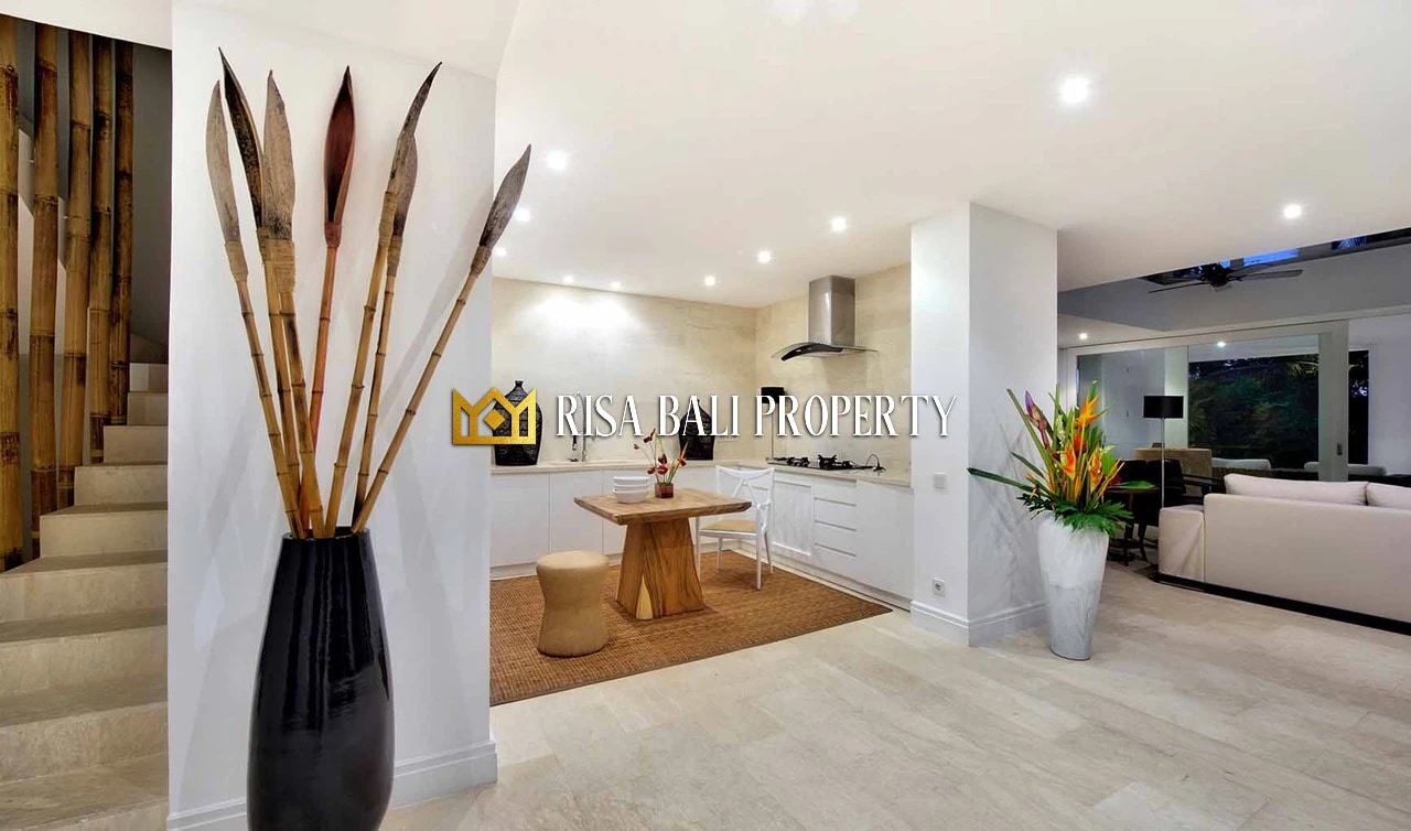 AMAZING LUXURY 5+1 BEDROOMS VILLA